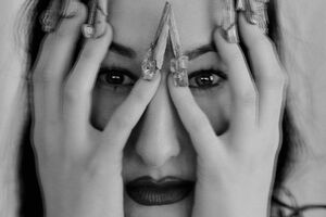 Image - Zola Jesus